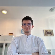 Dr. Radu Nicolae Damian Dr. Radu Nicolae Damian — consultație medicală online pe Ringdoc